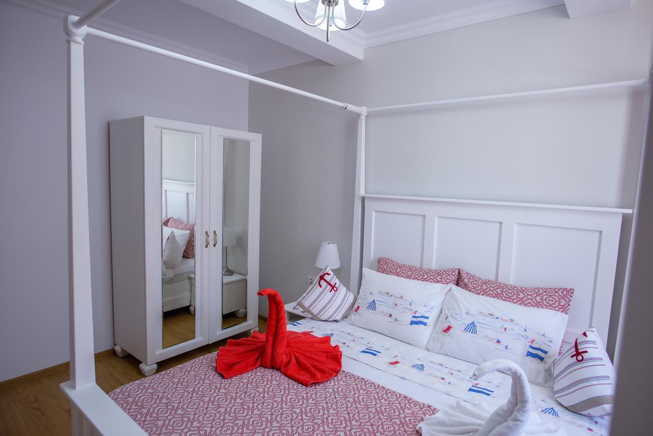 Beach Vibe Apartments Solid Residence Mamaia Exterior photo